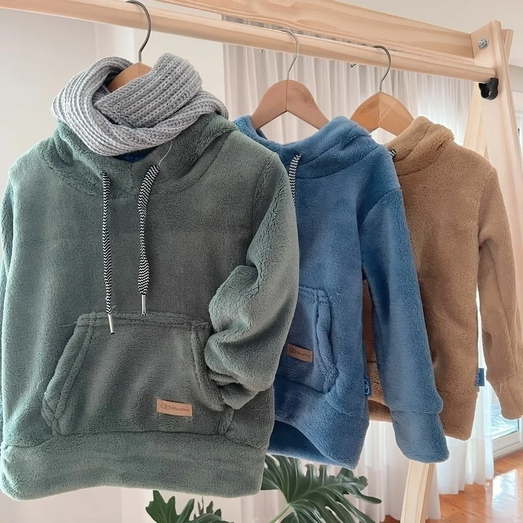 Sweatshirt 01-B: digital sewing pattern for boys — hoodie with lined hood and front print — Moldey
