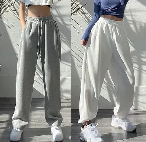 Women's Jogger Pants 30: digital sewing pattern for women — wide-leg pants with drawstring waist and hem — Moldey