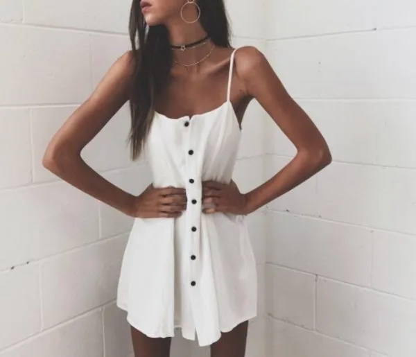 Dress 02: digital sewing pattern for women — short dress with front button closure — Moldey