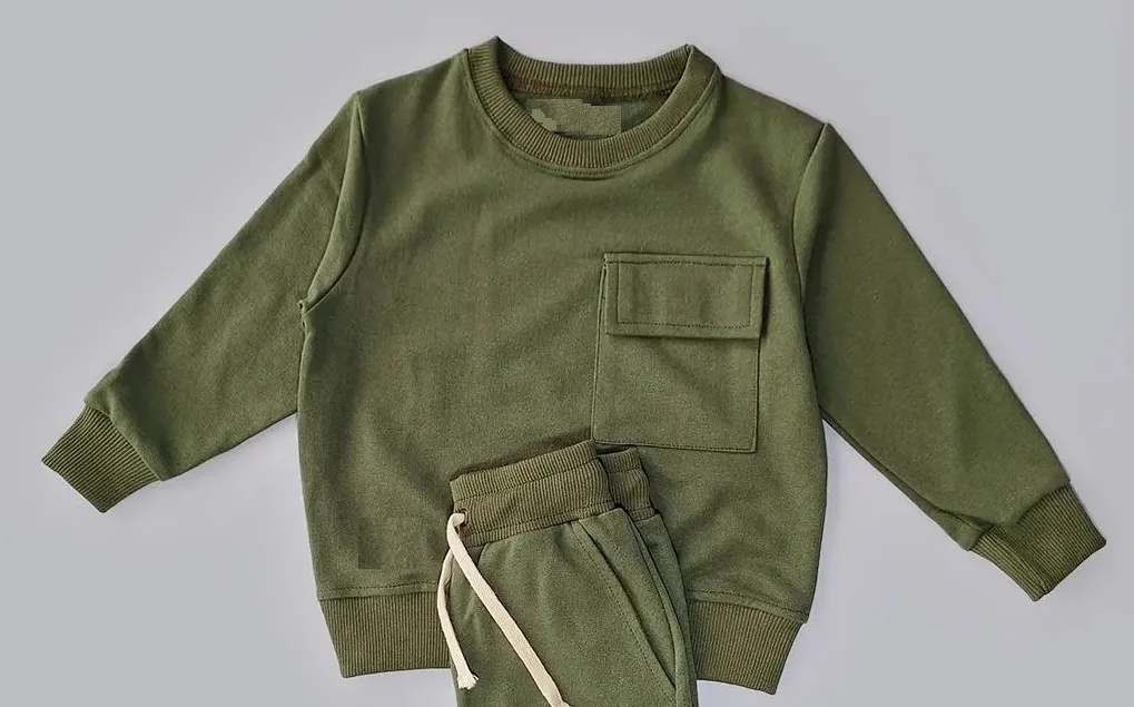 Sweatshirt 12: digital sewing pattern unisex for kids — sweatshirt and jogger set with patch pocket — Moldey