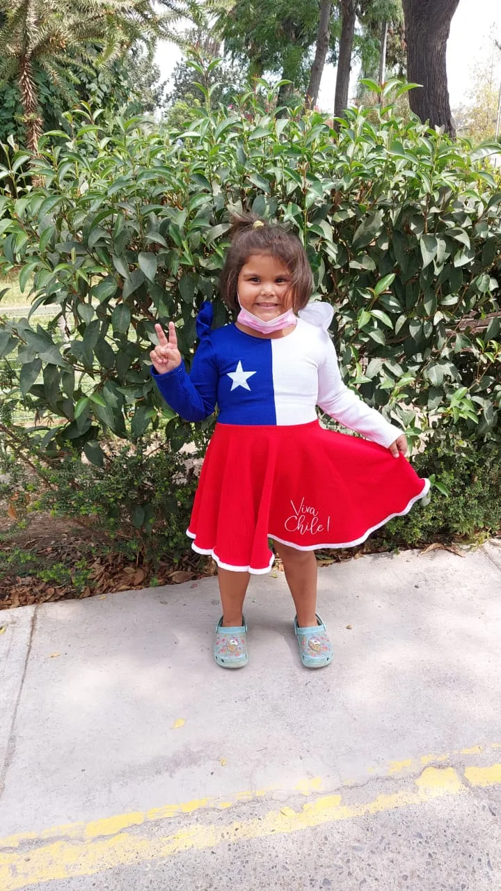 Girls Dress 314: digital sewing pattern for girls — long-sleeved dress with circle skirt — Moldey